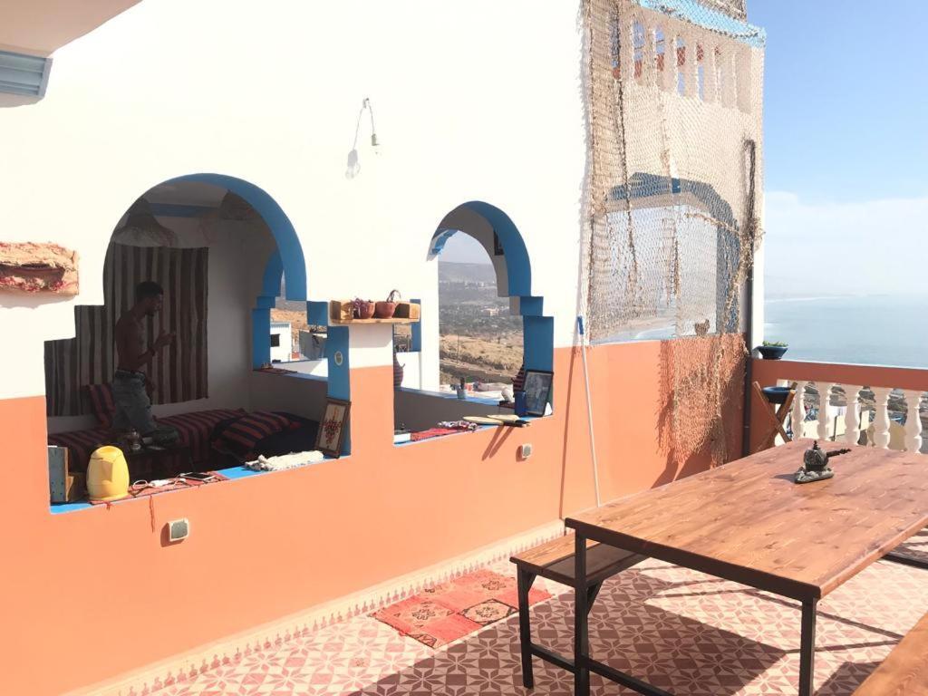 Binic Surf House Bed and Breakfast Taghazout Eksteriør billede