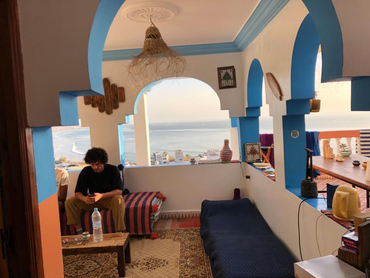 Binic Surf House Bed and Breakfast Taghazout Eksteriør billede