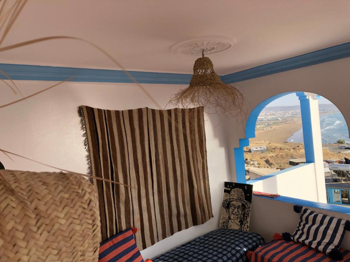Binic Surf House Bed and Breakfast Taghazout Eksteriør billede