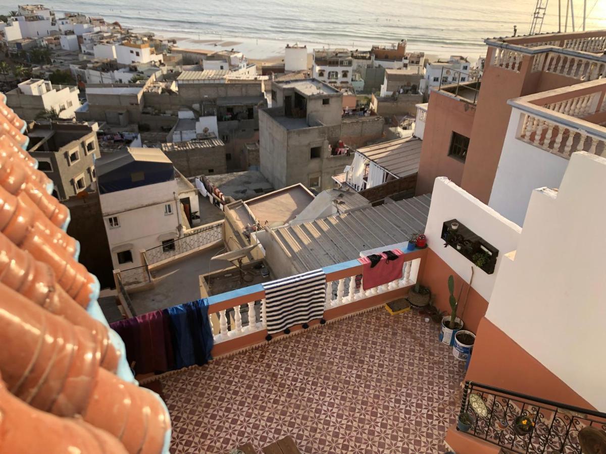 Binic Surf House Bed and Breakfast Taghazout Eksteriør billede