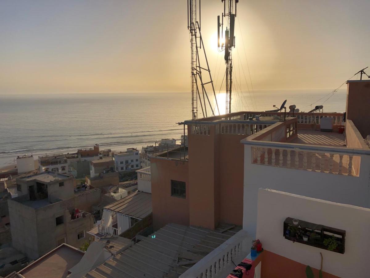 Binic Surf House Bed and Breakfast Taghazout Eksteriør billede