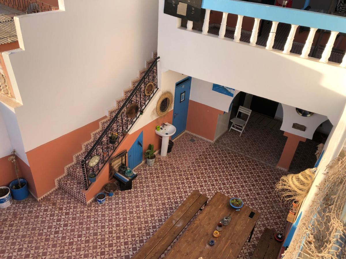 Binic Surf House Bed and Breakfast Taghazout Eksteriør billede