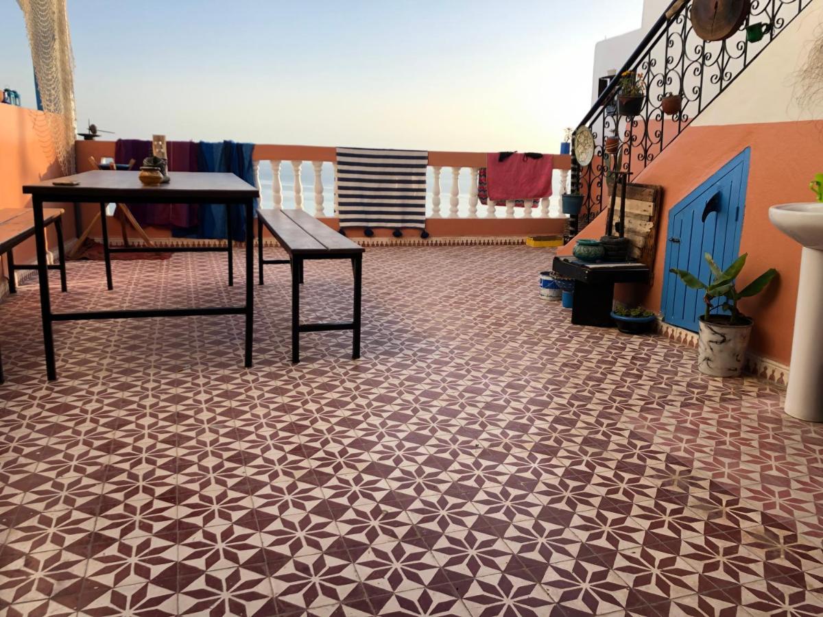 Binic Surf House Bed and Breakfast Taghazout Eksteriør billede