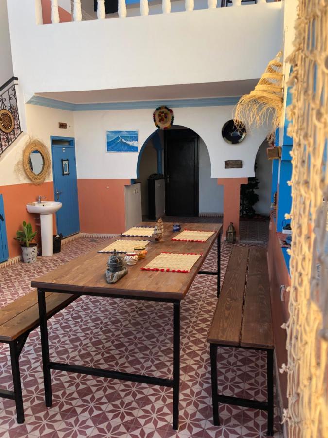 Binic Surf House Bed and Breakfast Taghazout Eksteriør billede