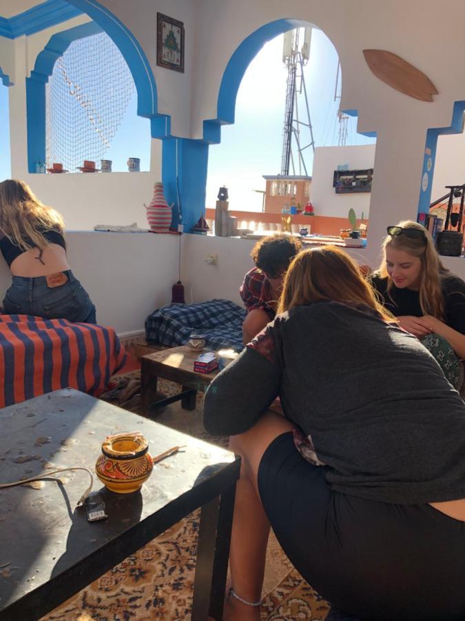 Binic Surf House Bed and Breakfast Taghazout Eksteriør billede