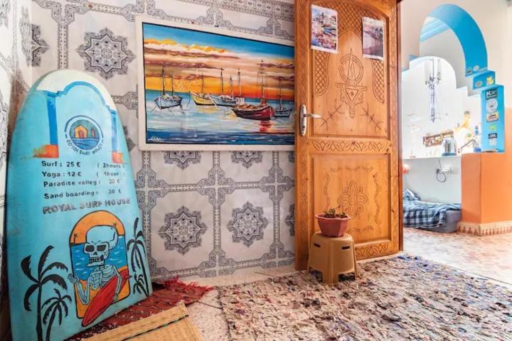 Binic Surf House Bed and Breakfast Taghazout Eksteriør billede