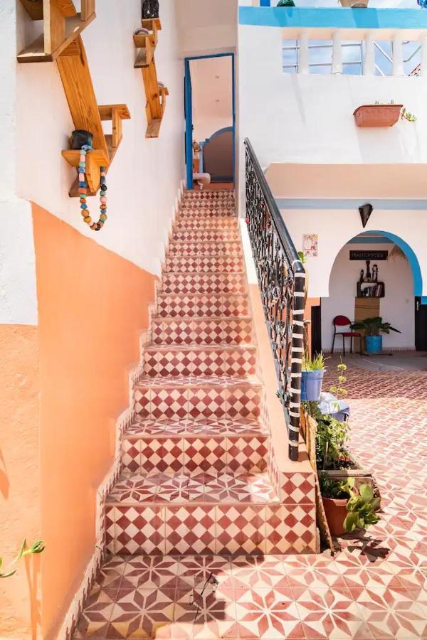 Binic Surf House Bed and Breakfast Taghazout Eksteriør billede